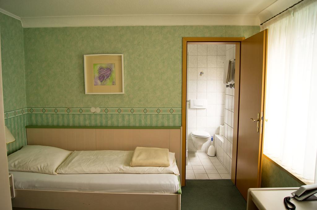 Hotel Garni Promenade Weissenhorn Bagian luar foto