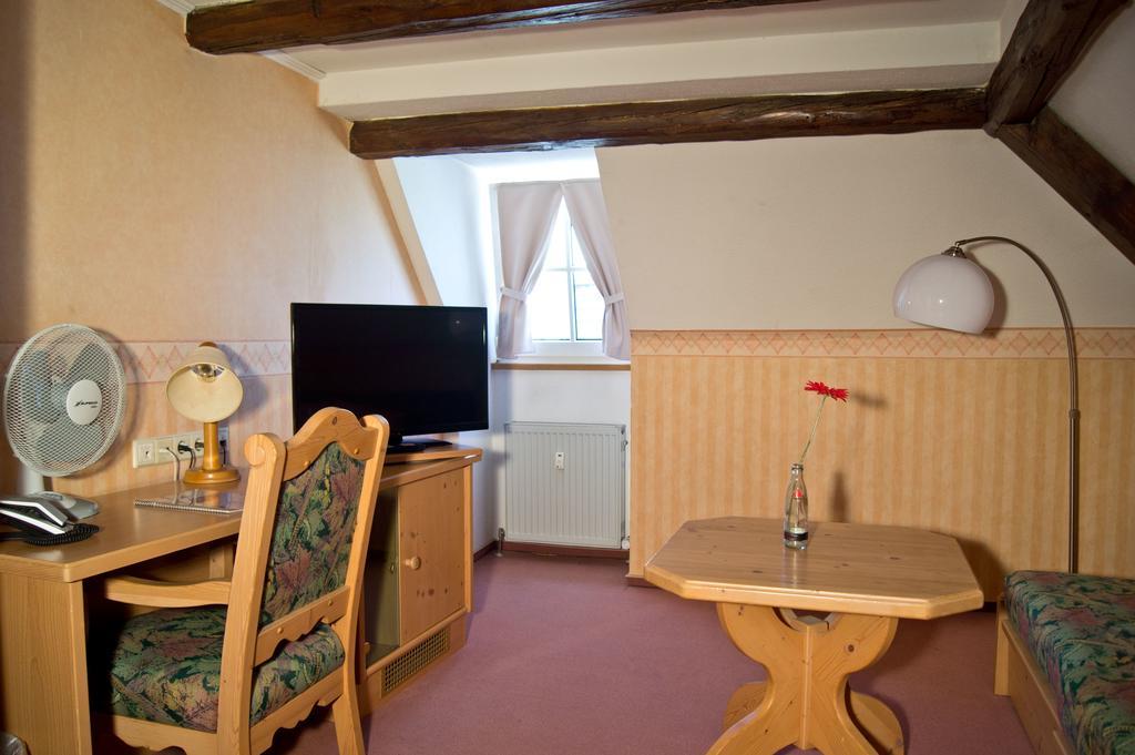 Hotel Garni Promenade Weissenhorn Bagian luar foto