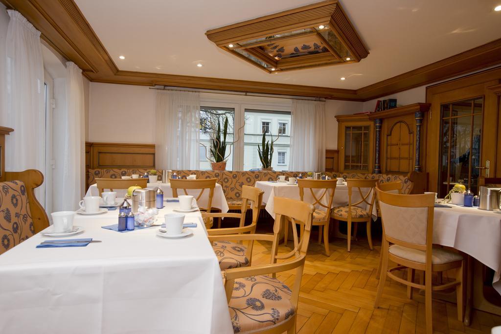 Hotel Garni Promenade Weissenhorn Bagian luar foto